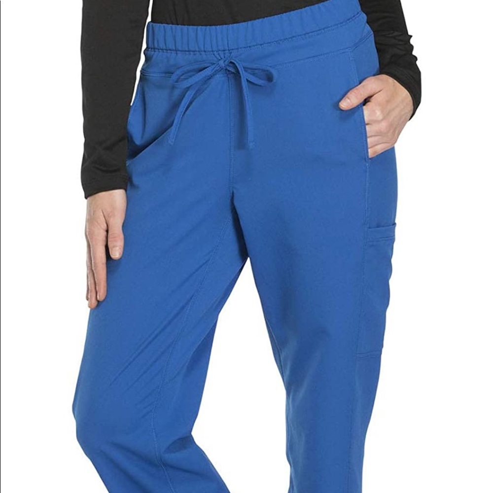 Lightly used Dickies dynamix scrub pants size